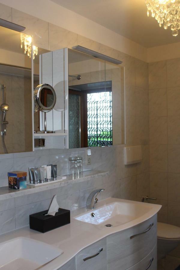 טירולו Villa Falkner מראה חיצוני תמונה